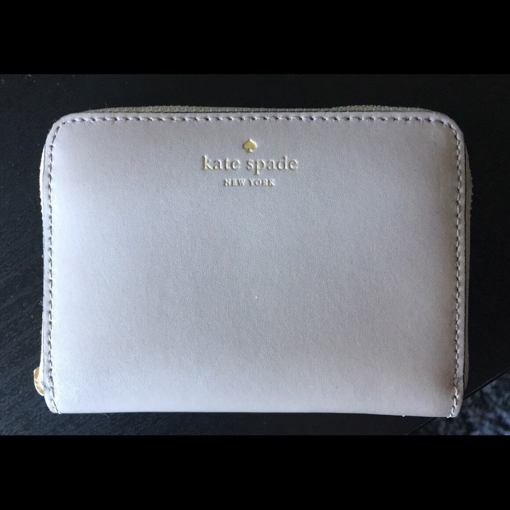 Kate Spade medium wallet